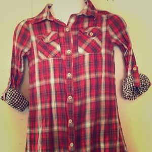 Girls tunic.    $5 ea or 4 for $15.